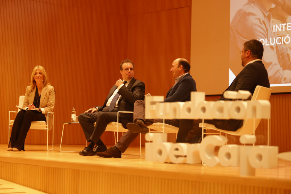 El encuentro se ha celebrado en el Patio de la Infanta de Zaragoza.