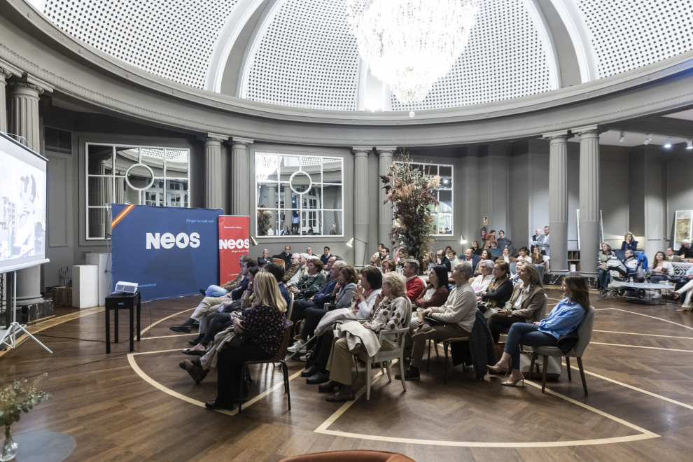 Presentación de la alternativa cultural NEOS