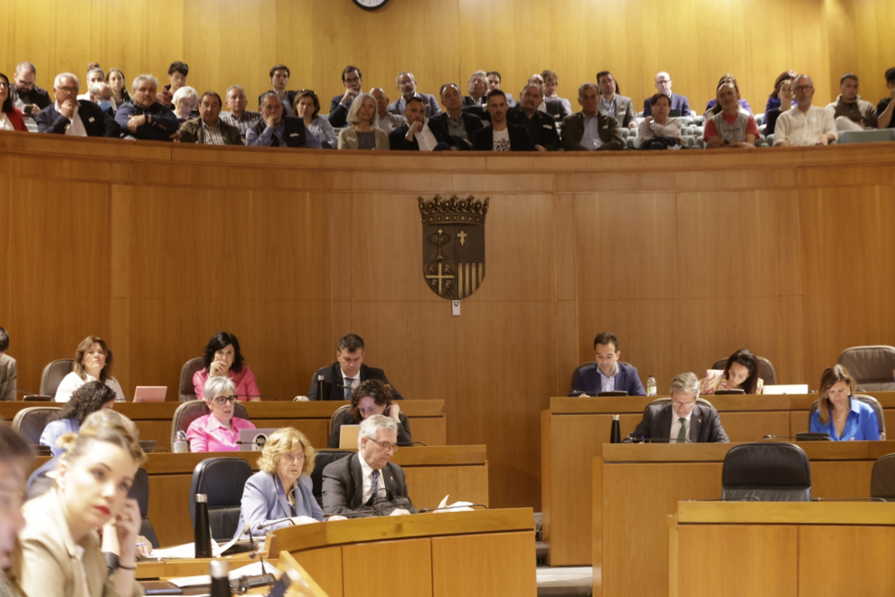 Pleno de las Cortes en el que Lambán ha hecho balance de su legislatura y se ha aprobado la ley del Juego.