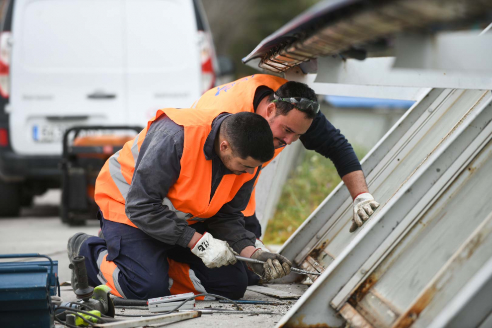 Comienza la reparación de la pasarela del voluntariado