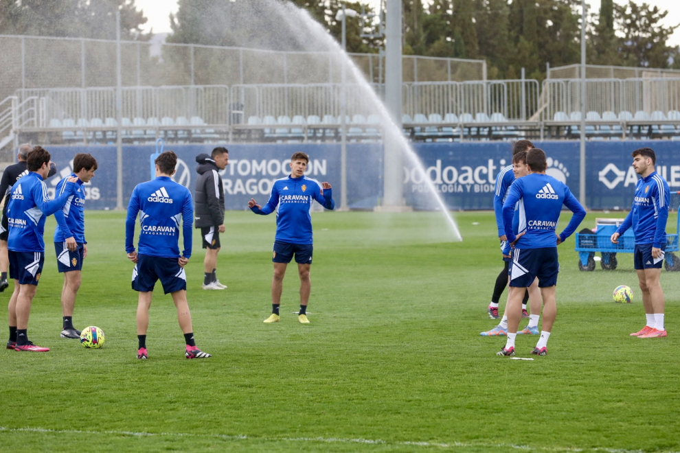 Entrenamiento del Real Zaragoza previo al partido contra el Albacete.