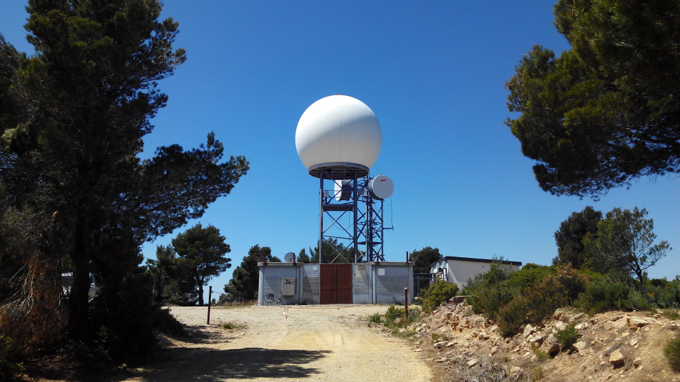 Radar meteorológico en Perdiguera.