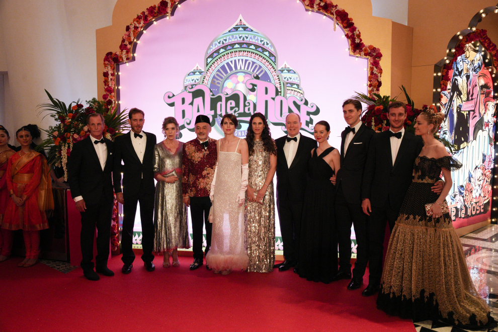 Monaco (Monaco), 25/03/2023.- (From 3-L to R) Caroline Princess of Hanover, Christian Louboutin, Charlotte Casiraghi, Tatiana Santo Domingo, Albert II Prince of Monaco, Princess Alexandra of Hanover, Ben Sylvester Strautmann, Pierre Casiraghi and Beatrice Borromeo attend the 'Bal de la Rose' (Rose Ball), in Monaco, 25 March 2023. The Rose Ball is a traditional annual charity event in the Principality of Monaco. (Baile de la Rosa, Roma) EFE/EPA/Daniel Cole / POOL MAXPPP OUT
 MONACO CHARITY ROSE BALL