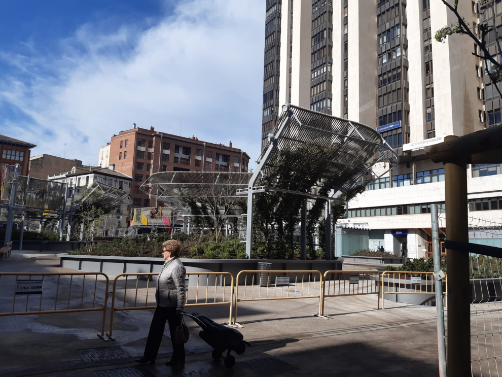 Fotos de la nueva plaza de Salamero de Zaragoza.