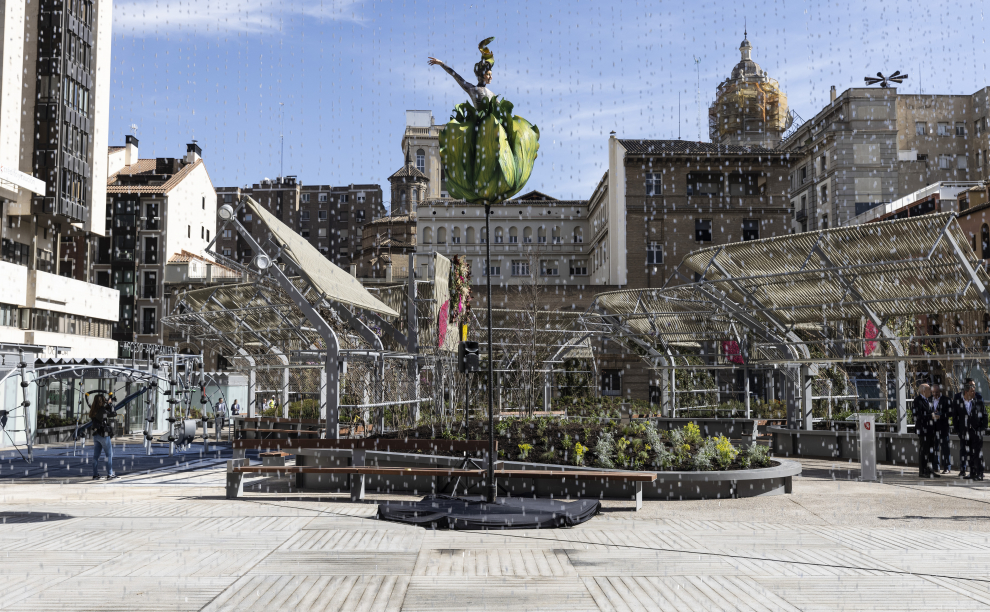 Fotos de la nueva plaza de Salamero de Zaragoza. Imágenes