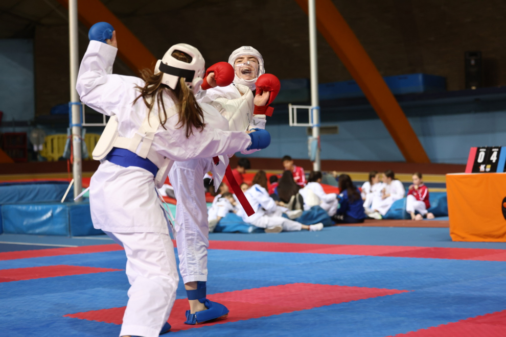 Karate: 40 edición de los Juegos Escolares Aragón y Campeonato Veteranos en el Palacio de Deportes de Zaragoza