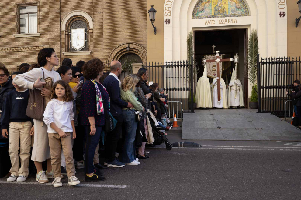 Procesión titular de la Eucaristía en Zaragoza.