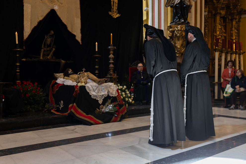 Fotos de la procesión de las Esclavas el Sábado Santo en Zaragoza
