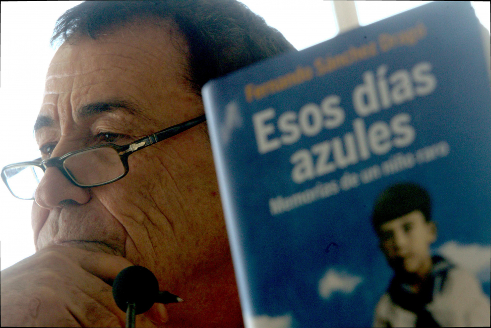 Presentación de las memorias de Sánchez Dragó, en 2011.