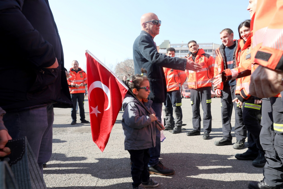 [[[HA ARCHIVO]]] Id: 2023-479858  Fecha: 16/02/2023 Propietario: Colaboradores Aragón Autor: LOSADA, RUBÉN descri: Encuentro Bomberos desplazados a Turquía con turcos residentes en Zaragoza _ 16-02-2023 _ Foto_ Rubén