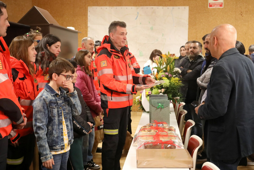 [[[HA ARCHIVO]]] Id: 2023-480462  Fecha: 16/02/2023 Propietario: Colaboradores Aragón Autor: LOSADA, RUBÉN descri: Encuentro Bomberos desplazados a Turquía con turcos residentes en Zaragoza _ 16-02-2023 _ Foto_ Rubén