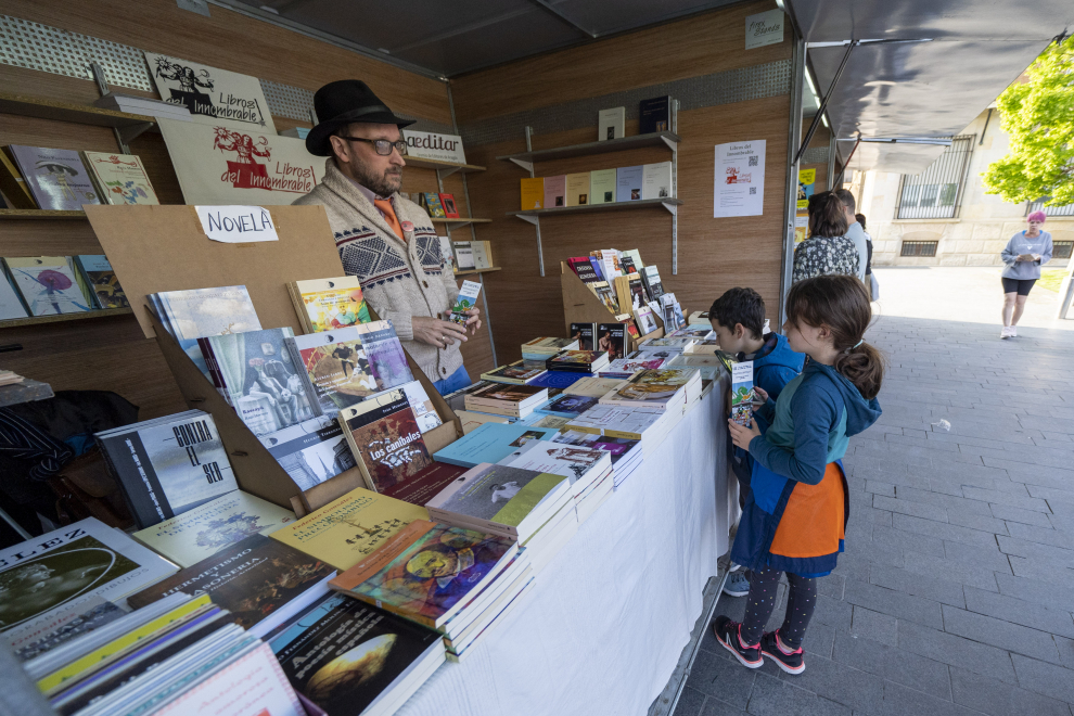 El escritor Javier Sierra inaugura la VIII edición de la feria del libro de Teruel