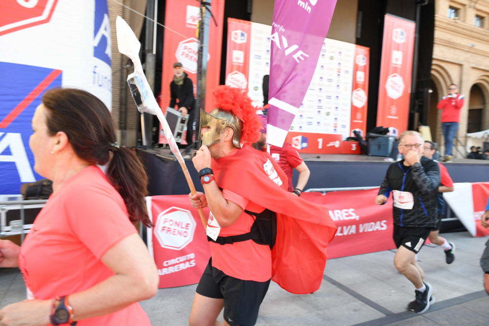 Foto de la Carrera Popular 'Ponle Freno' Zaragoza 2023, en la Plaza del Pilar