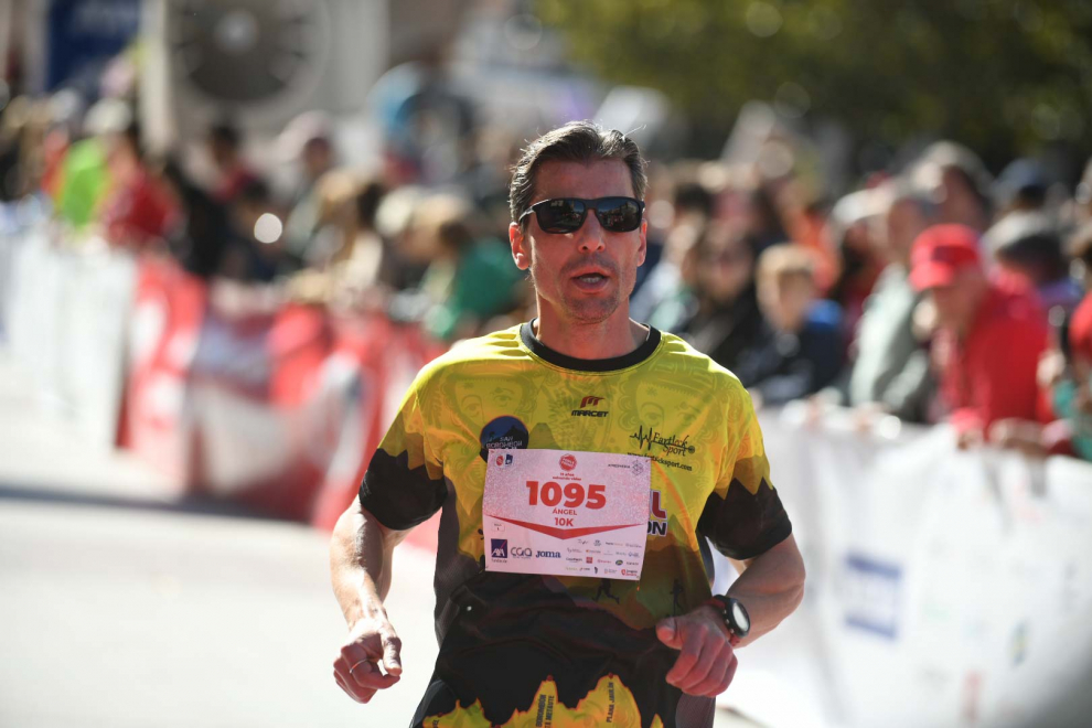 Foto de la Carrera Popular 'Ponle Freno' Zaragoza 2023, en la Plaza del Pilar