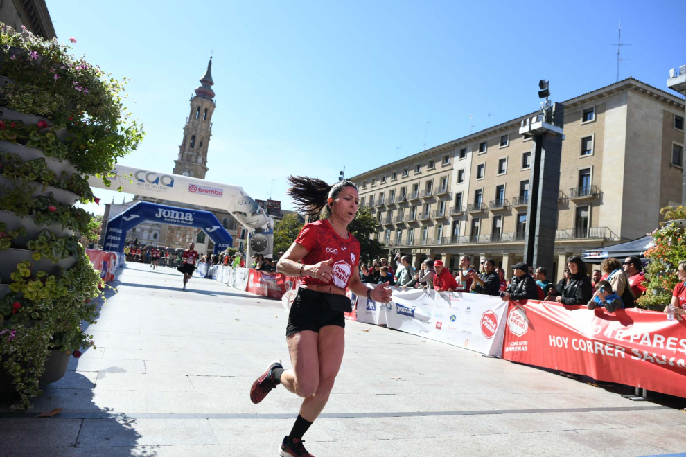 Foto de la Carrera Popular 'Ponle Freno' Zaragoza 2023, en la Plaza del Pilar