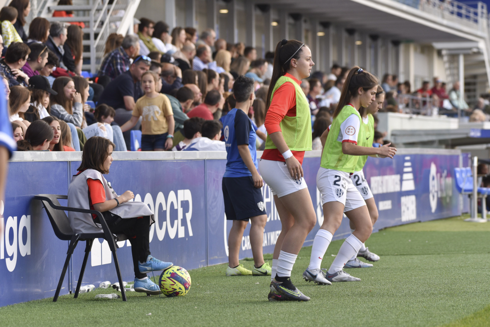 La SD Huesca femenina se midió a un combinado aragonés en El Alcoraz.