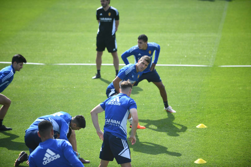 Foto del entrenamiento del Real Zaragoza en La Romareda para el último partido de liga y despedida de Alberto Zapater