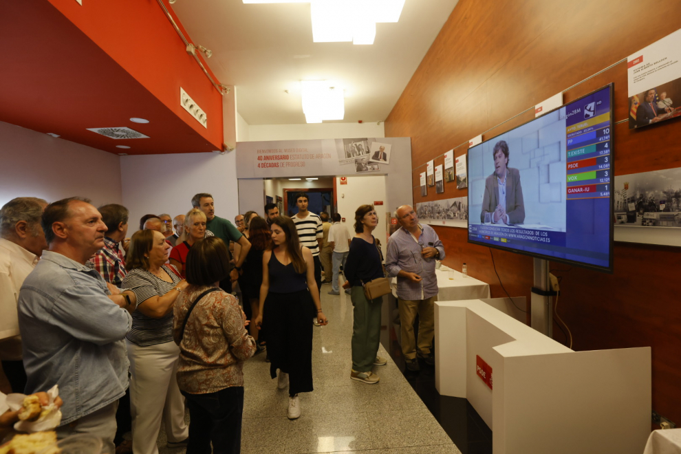El PSOE Aragón ser reúne en su sede de Conde Aranda en Zaragoza