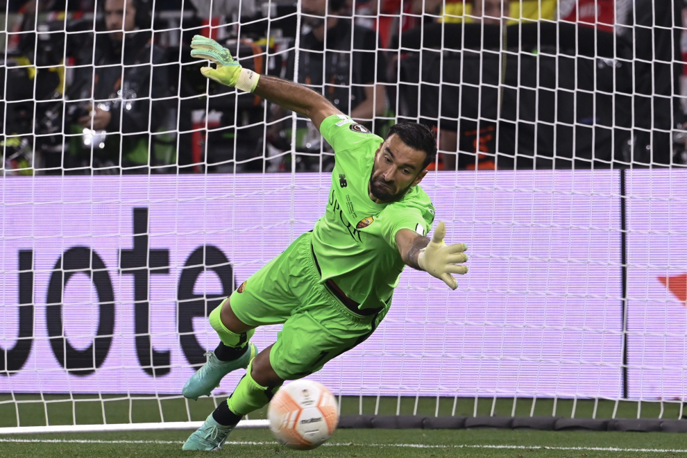 Fotos de la final de la Europa League entre Roma y Sevilla en Budapest
