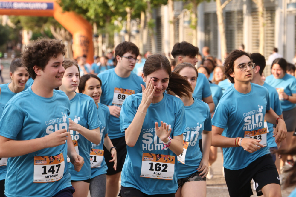 Foto de la Carrera sin Humo 2023 en el estadio del Campus San Francisco de Zaragoza