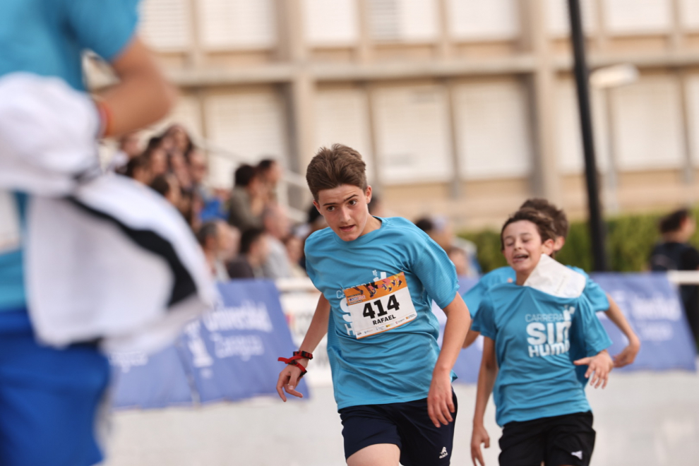 Foto de la Carrera sin Humo 2023 en el estadio del Campus San Francisco de Zaragoza