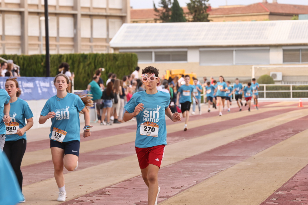 Foto de la Carrera sin Humo 2023 en el estadio del Campus San Francisco de Zaragoza