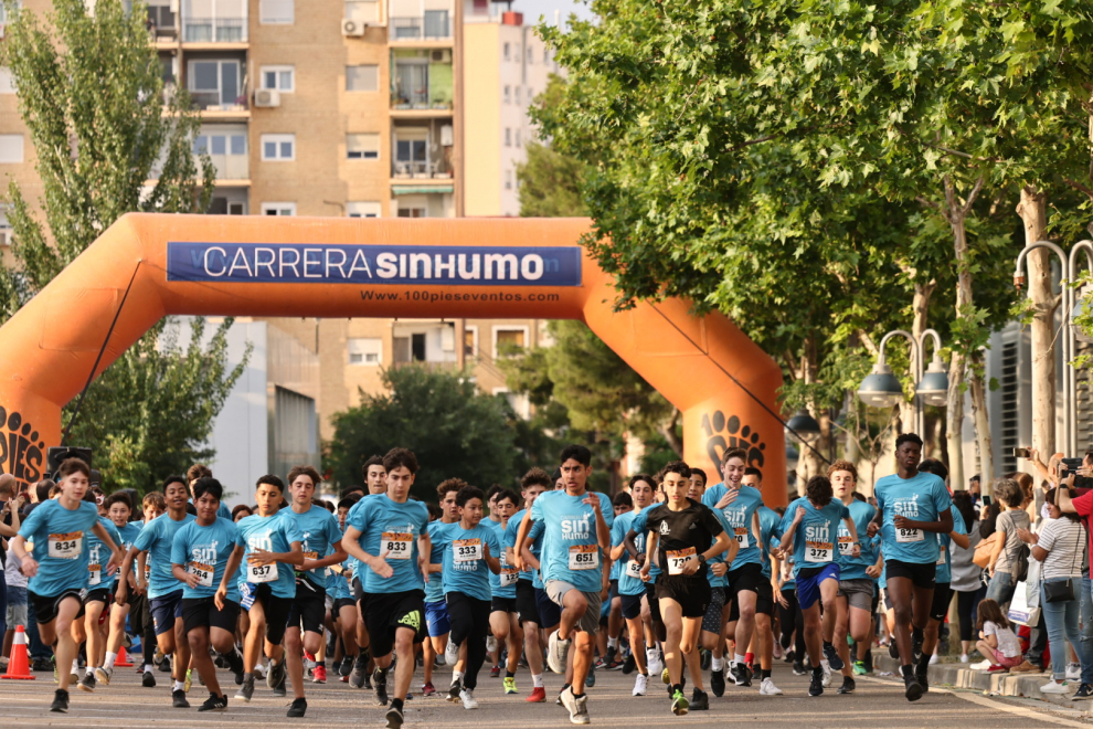 Foto de la Carrera sin Humo 2023 en el estadio del Campus San Francisco de Zaragoza