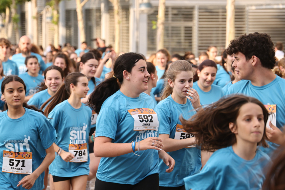 Foto de la Carrera sin Humo 2023 en el estadio del Campus San Francisco de Zaragoza