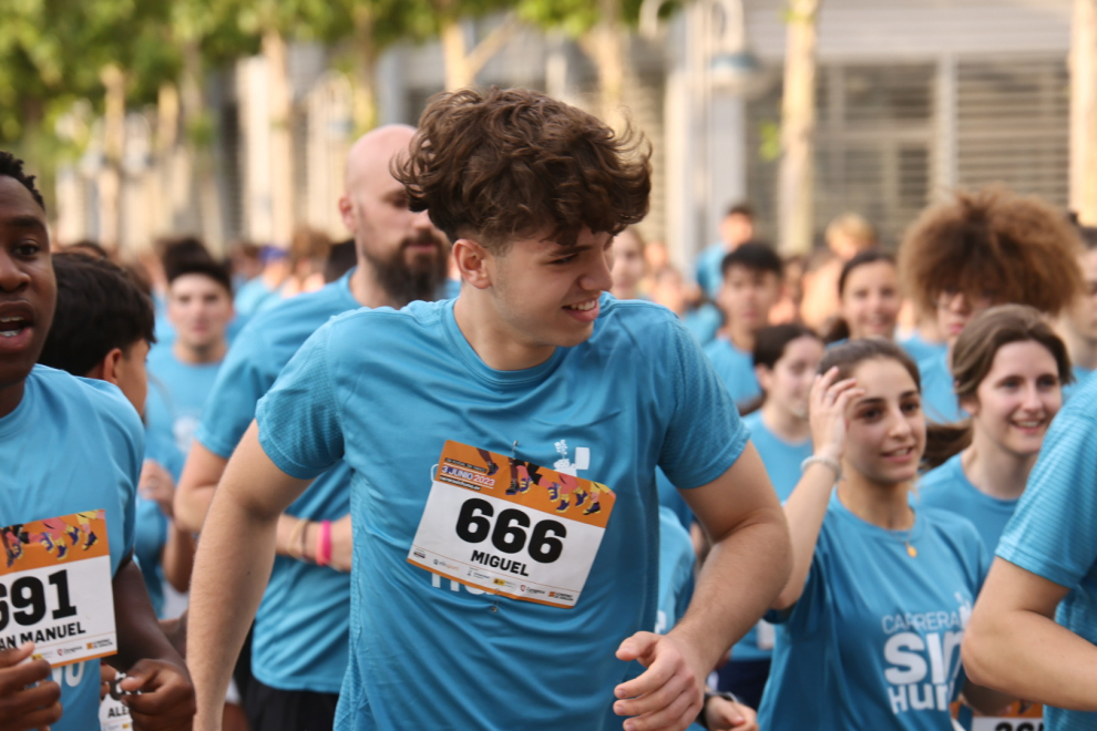 Foto de la Carrera sin Humo 2023 en el estadio del Campus San Francisco de Zaragoza