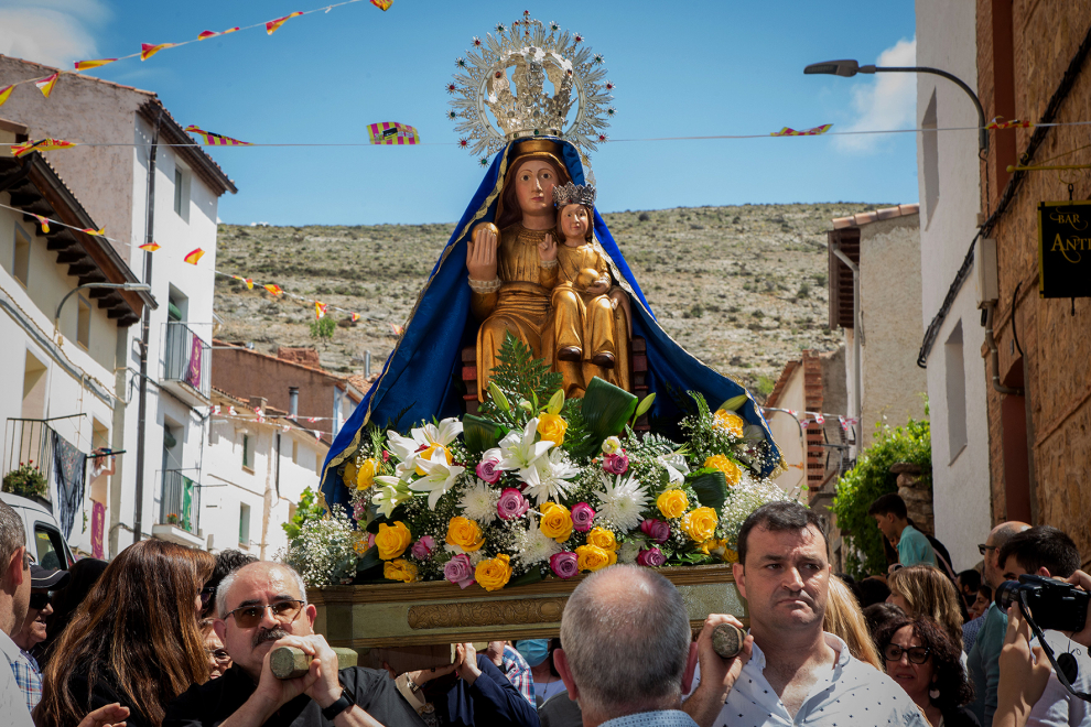 La Virgen del Castillo se saca en Bijuesca cada 25 años.