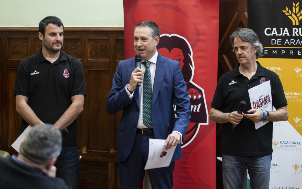 Presentación de la campaña de abonados del Casademont Zaragoza, con los entrenadores Porfirio Fisac y Carlos Cantero