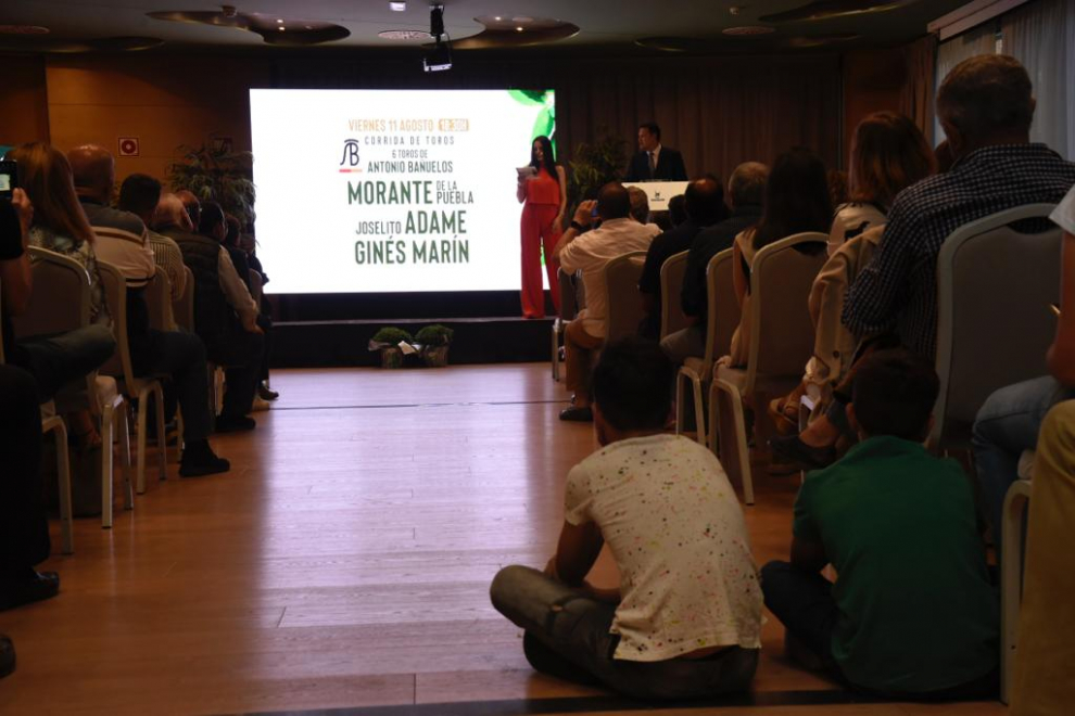 Tauroemoción ha presentado los carteles de la próxima Feria Taurina de la Albahaca de Huesca y ha entregado los premios a los triunfadores de 2022.