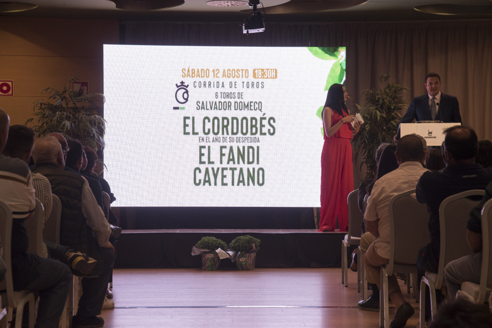 Tauroemoción ha presentado los carteles de la próxima Feria Taurina de la Albahaca de Huesca y ha entregado los premios a los triunfadores de 2022.