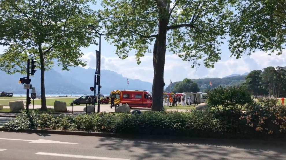 A view of ambulances at the site where a person wounded four children and an adult in a knife attack in a park in Annecy, France June 8, 2023. Florent Pecchio/L'essor Savoyard/Handout via REUTERS. IMAGE HAS BEEN SUPPLIED BY A THIRD PARTY. MANDATORY CREDIT. NO RESALES. NO ARCHIVES. FRANCE-SECURITY/