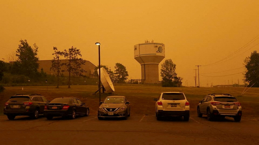 Nueva York cubierta de humo por los incendios de Canadá.