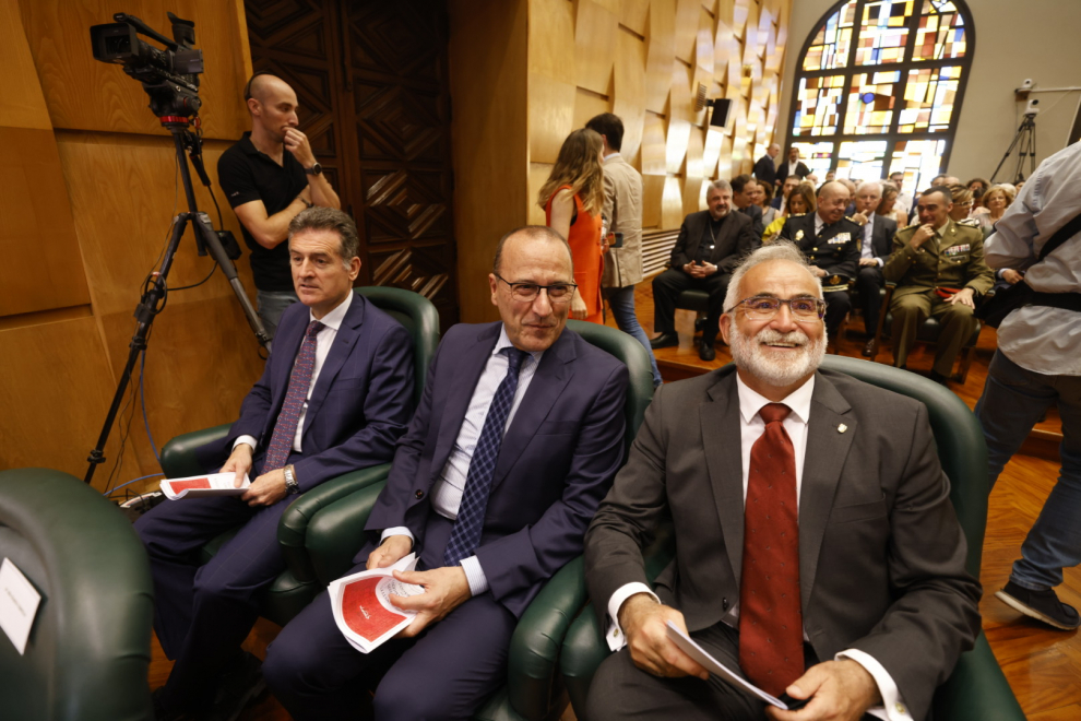 Fotos de la proclamación de Natalia Chueca como alcaldesa de Zaragoza Imágenes