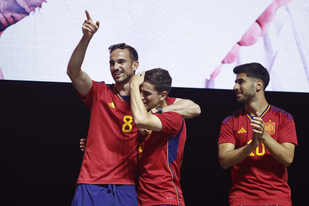 Fotos: La Selección Española Celebra Con Los Aficionados El Título De ...