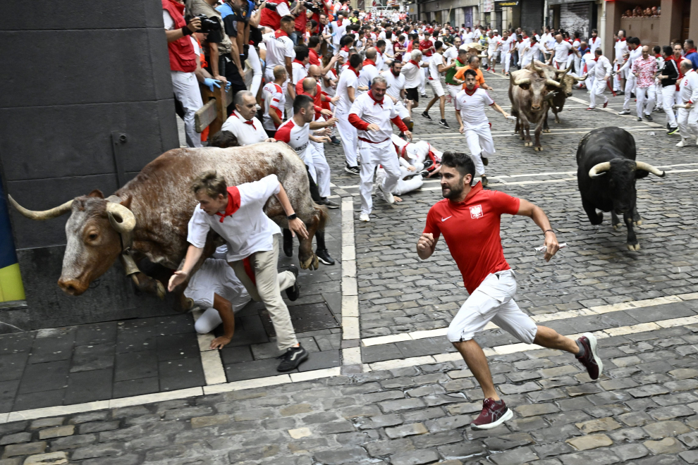 El quinto encierro de San Fermín, en imágenes Imágenes