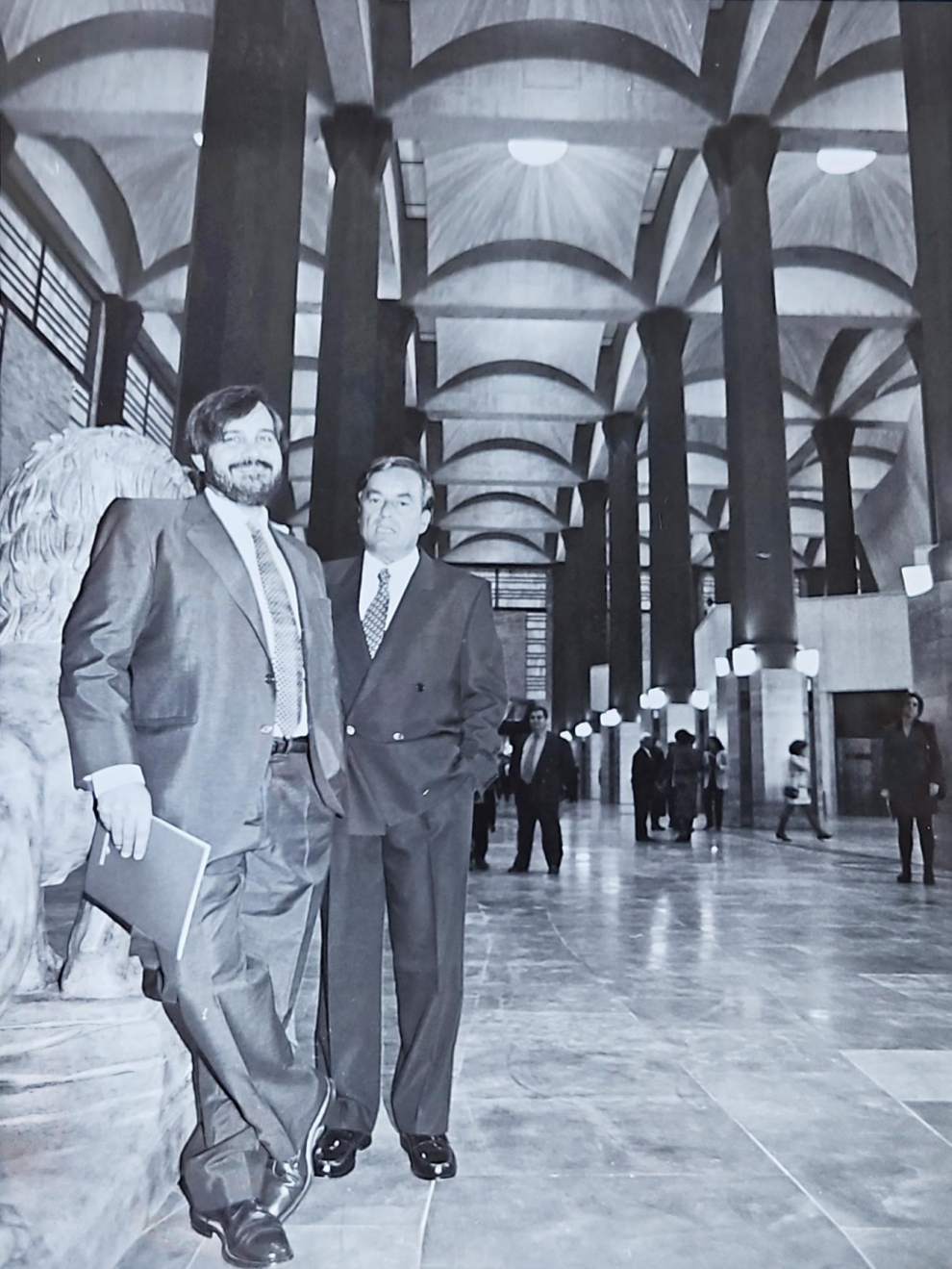 José Manuel Pérez Latorre con Luis García-Nieto en el Audiorama, hoy Auditorio de Zaragoza