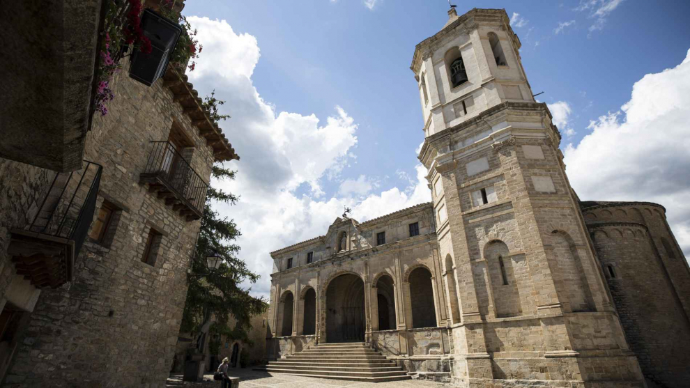 Vista de la Catedral de San Vicente, en Roda de Isábena