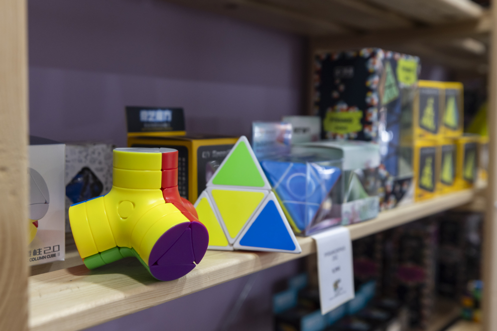 Algunos de los modelos de cubos de su catálogo, entre ellos, el 'platypus'.