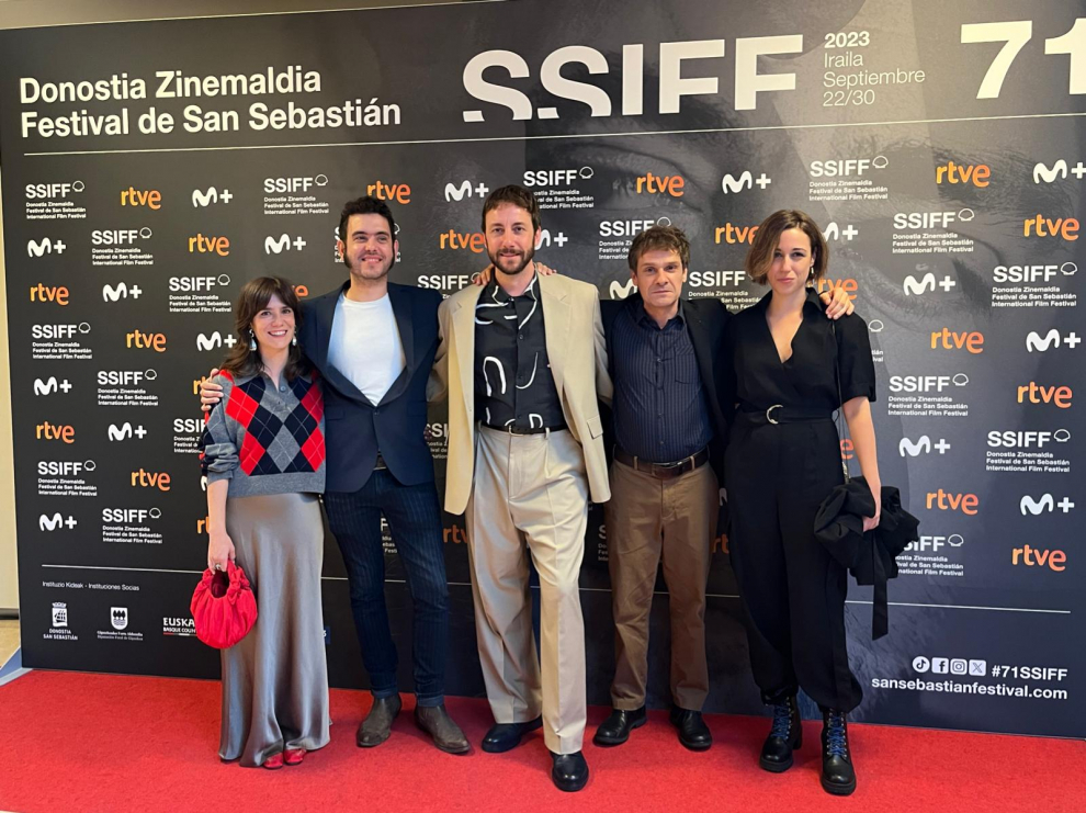 ‘La estrella azul’ del aragonés Javier Macipe emociona y cautiva al público en San Sebastián