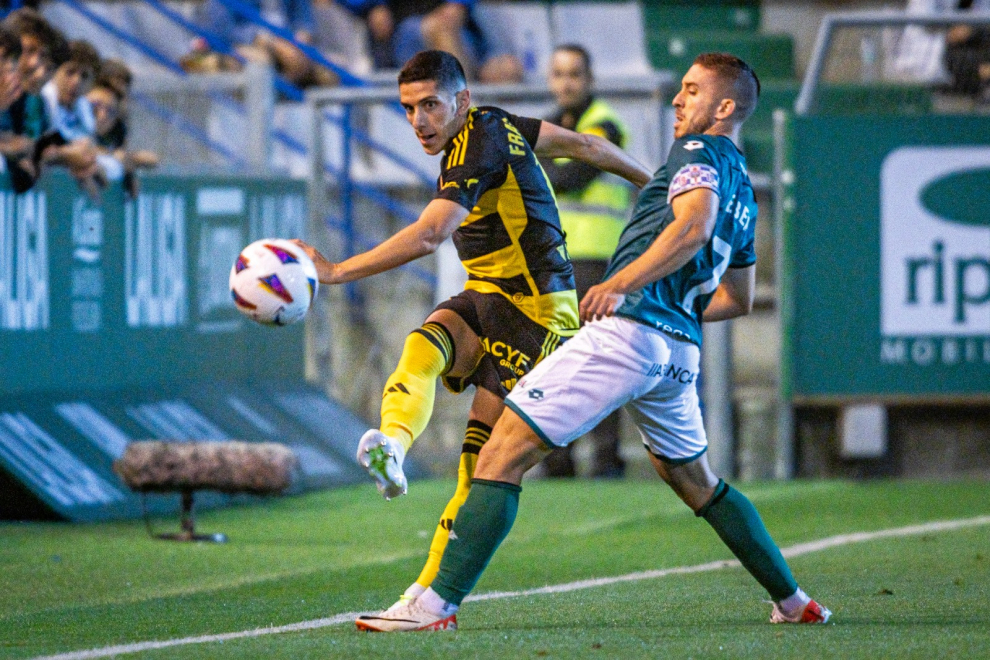 Fotos Del Partido Entre El Real Zaragoza Y El Racing De Ferrol En El ...