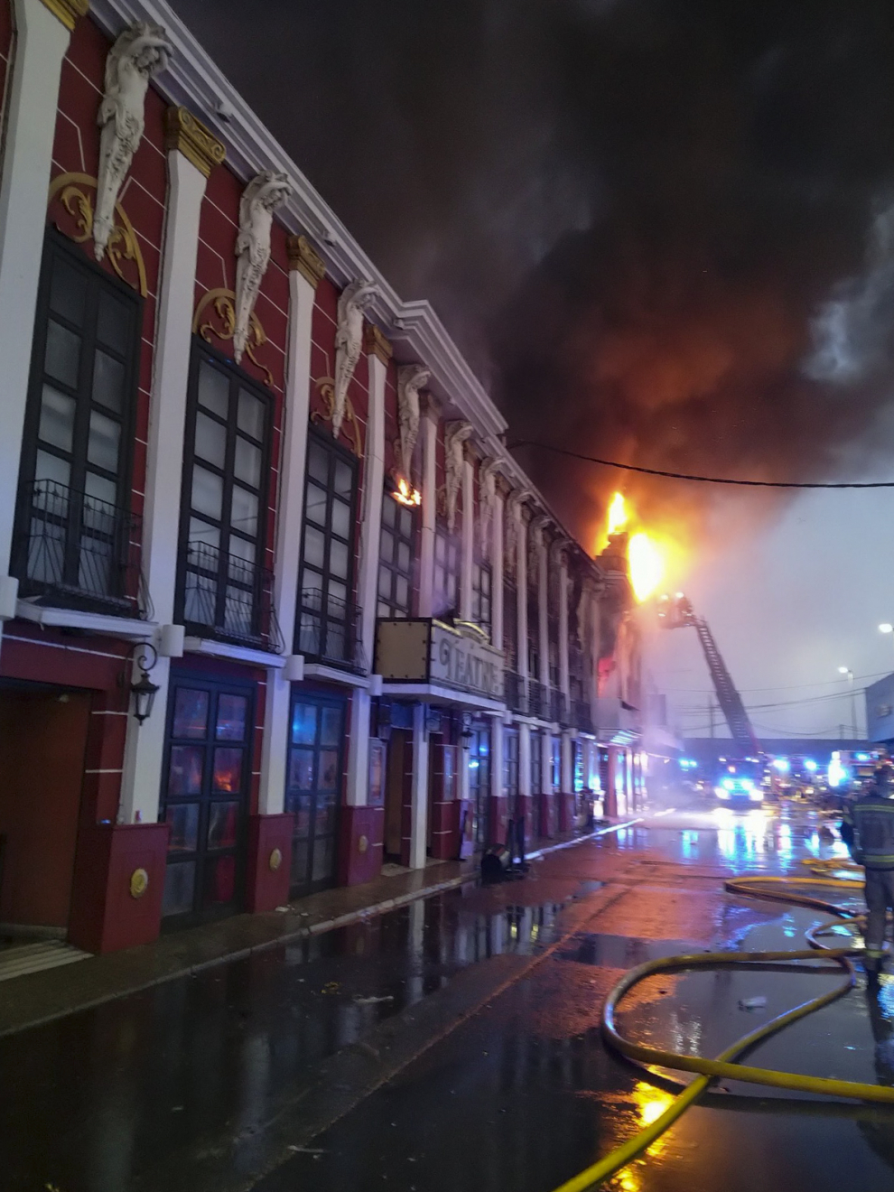 incendio de la discoteca Teatre en Murcia / Foto: Bomberos Murcia[[[FOTOGRAFOS]]]