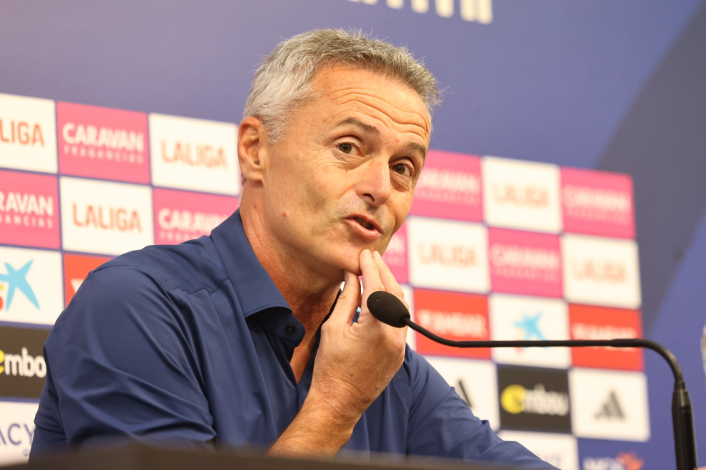 Despedida del entrenador del Real Zaragoza Fran Escribá