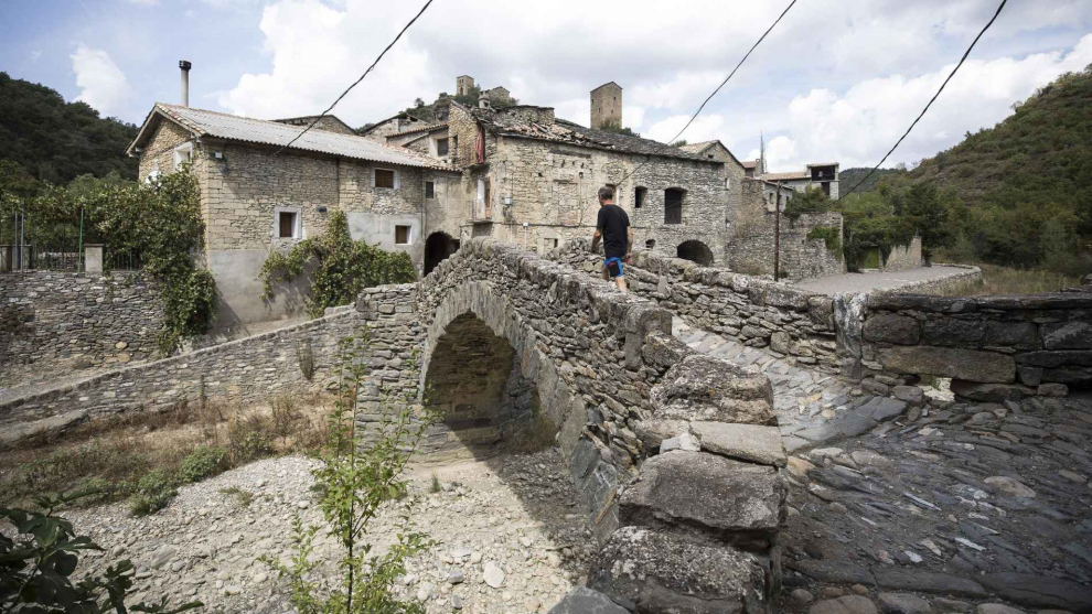 Este pintoresco municipio de Huesca está en la frontera entre Aragón y Cataluña