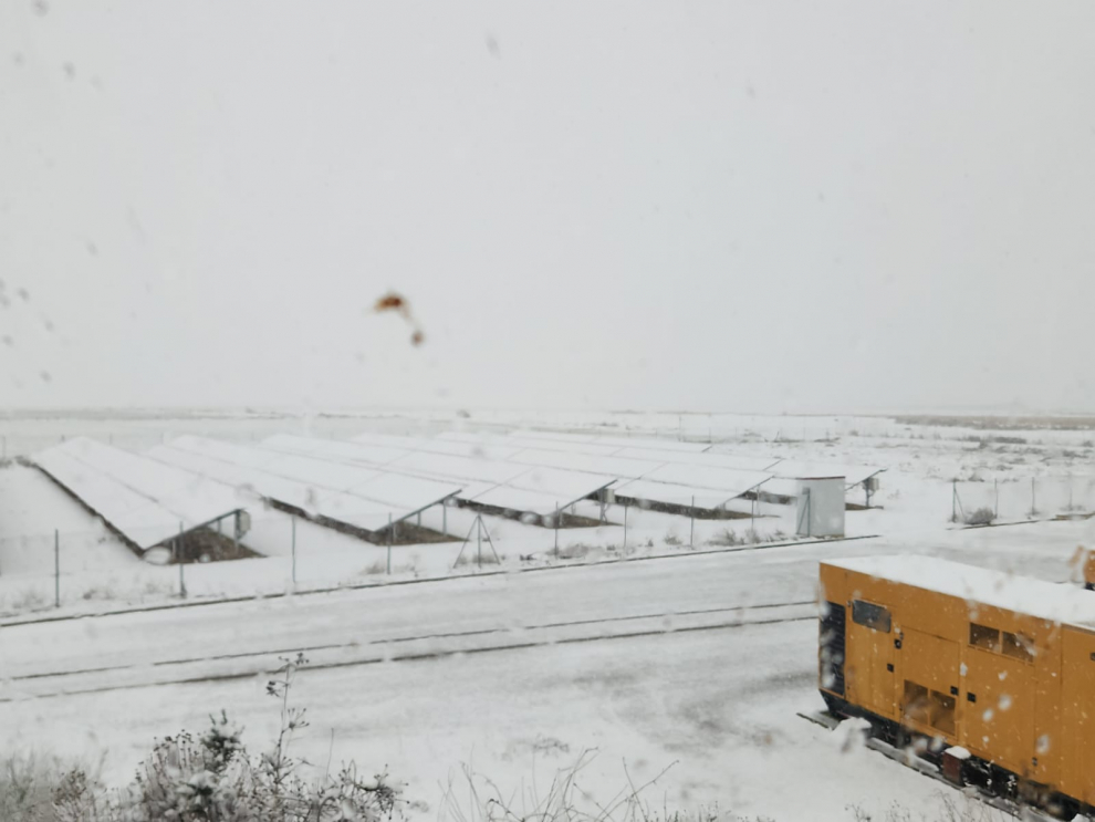 Nieve en Castejon de Valdejasa hoy, viernes 19 de enero de 2024