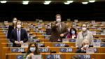 El eurodiputado Markus Ferber, abajo a la derecha, durante la sesión de este miércoles en el Parlamento Europeo.