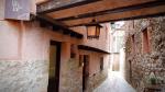 El restaurante La Taba está en la travesía de la Catedral de Albarracín.