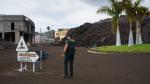 La colada de lava ha irrumpido este miércoles en el pueblo de Todoque, en el municipio de Los Llanos de Aridane.